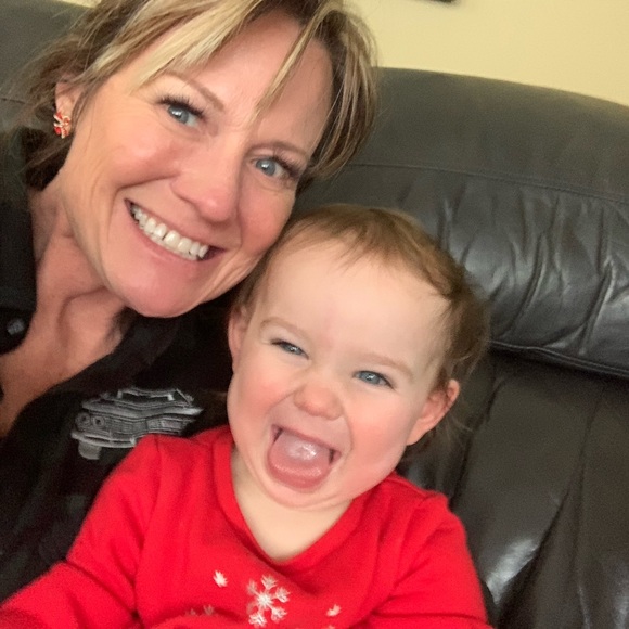 Meet your Posher, Jennifer. Listing lots of NWT and like new items. - Picture 2 of 5